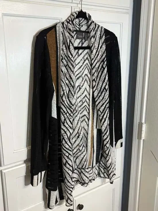 Chico's Travelers Collection Geometric Mixed Print Open Front Draped Cardigan XS - Picture 2 of 7